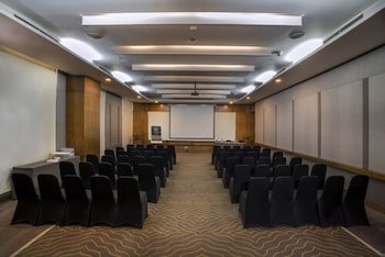 El Royale Jakarta (Adults Only)
