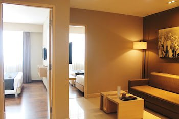 El Royale Jakarta (Adults Only)