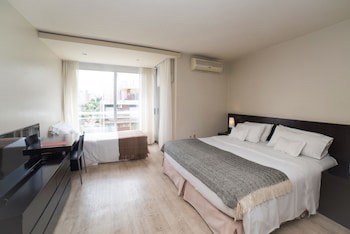 27 Suites Apart Hotel