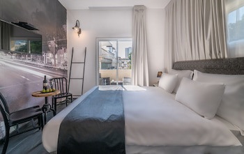 Dizengoff Avenue Hotel