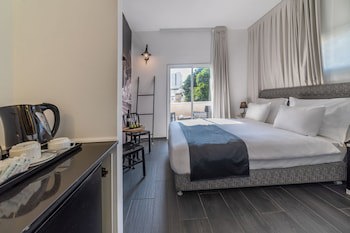 Dizengoff Avenue Hotel