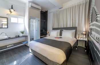 Dizengoff Avenue Hotel