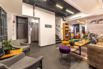Dizengoff Avenue Hotel