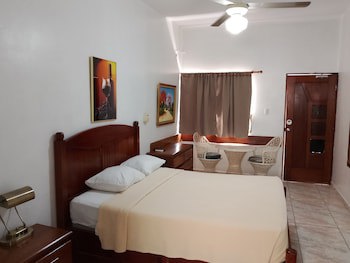 Hotel Garant & Suites