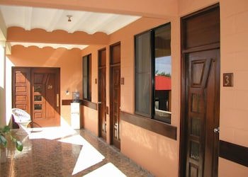 Hotel Garant & Suites
