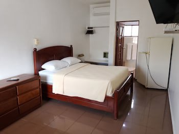 Hotel Garant & Suites
