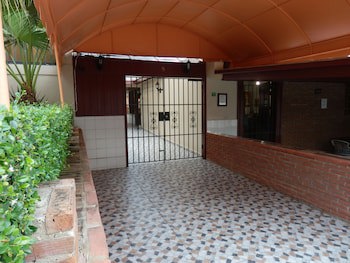 Hotel Garant & Suites