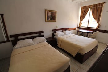 Hotel Garant & Suites