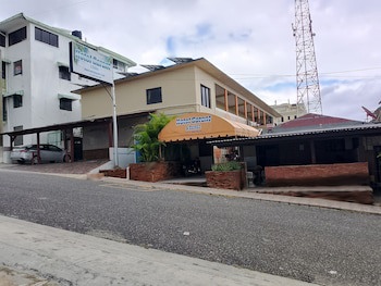 Hotel Garant & Suites