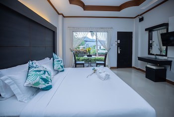 Blue Carina Hotel
