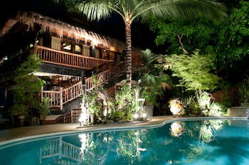 Nabulao Beach And Dive Resort