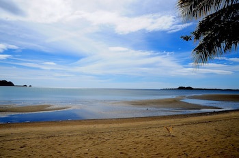 Nabulao Beach And Dive Resort