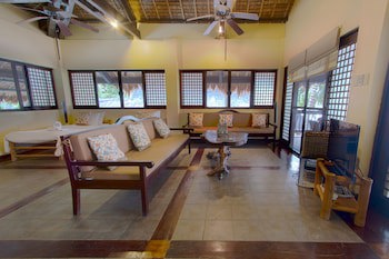 Nabulao Beach And Dive Resort