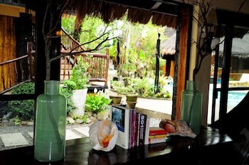 Nabulao Beach And Dive Resort