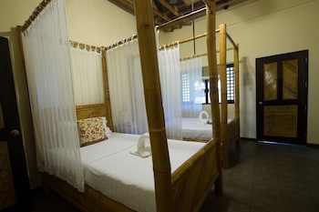 Nabulao Beach And Dive Resort