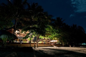 Nabulao Beach And Dive Resort