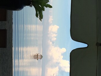 Nabulao Beach And Dive Resort