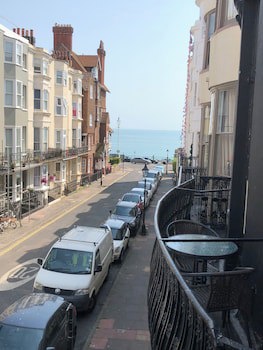 Brighton Surf Guest House