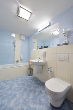 Felicity Garni Hotel