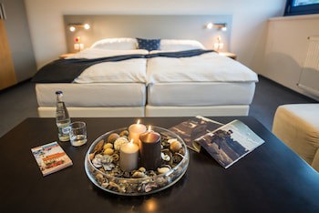 Felicity Garni Hotel