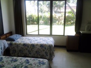 Bamboo Backpackers