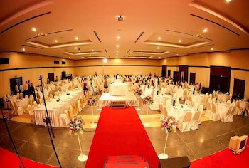 Royal Diamond Hotel