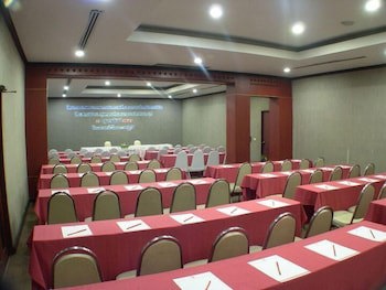 Royal Diamond Hotel