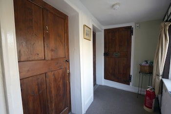 Fitzwarine House