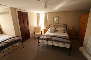 Fitzwarine House