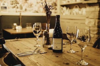 The White Lion Inn