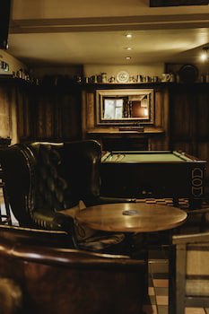 The White Lion Inn
