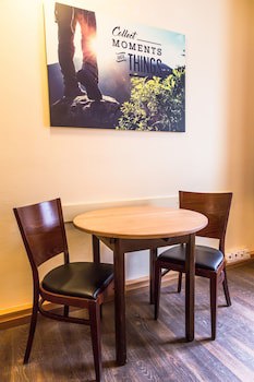 Euro Youth Hotel galeri fotoğrafı