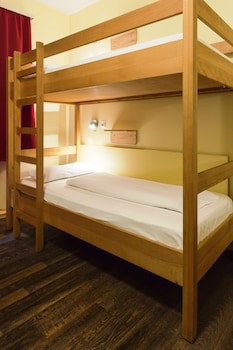 Euro Youth Hotel fotoğrafı