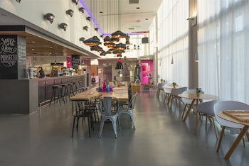 MOXY Milan Malpensa Airport galeri fotoğrafı