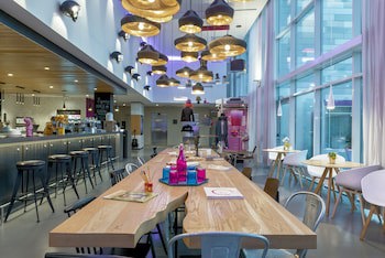 MOXY Milan Malpensa Airport galeri fotoğrafı