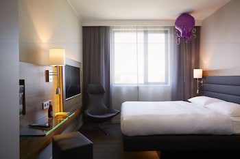 MOXY Milan Malpensa Airport galeri fotoğrafı