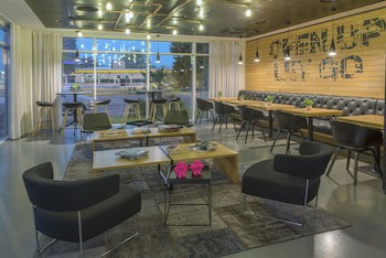 MOXY Milan Malpensa Airport galeri fotoğrafı