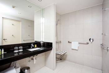 Doubletree By Hilton Hotel Santiago - Vitacura