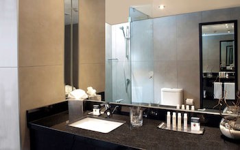 Doubletree By Hilton Hotel Santiago - Vitacura