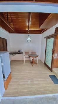 Chrome Hotel & Resort Solo