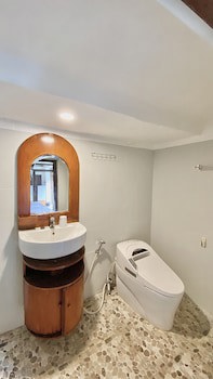 Chrome Hotel & Resort Solo
