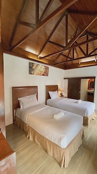 Chrome Hotel & Resort Solo