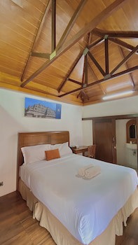 Chrome Hotel & Resort Solo