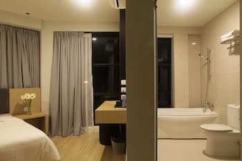 I Am Jazz Boutique Hotel
