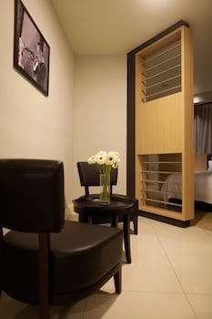 I Am Jazz Boutique Hotel