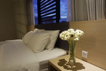 I Am Jazz Boutique Hotel
