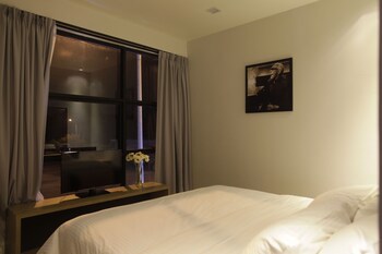 I Am Jazz Boutique Hotel