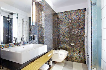 Vox Hotel