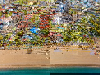 Justiniano Deluxe Resort Hotel