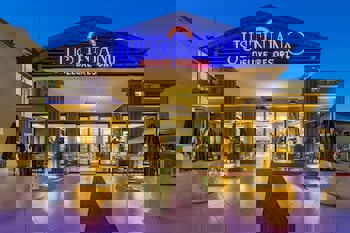 Justiniano Deluxe Resort Hotel